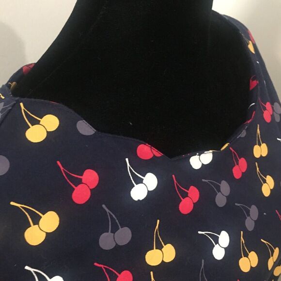 MODCLOTH CIRCUS Blue Cherries Scallop Neck Cap Sleeves Retro Dress UK 10 US 6 - Picture 4 of 9